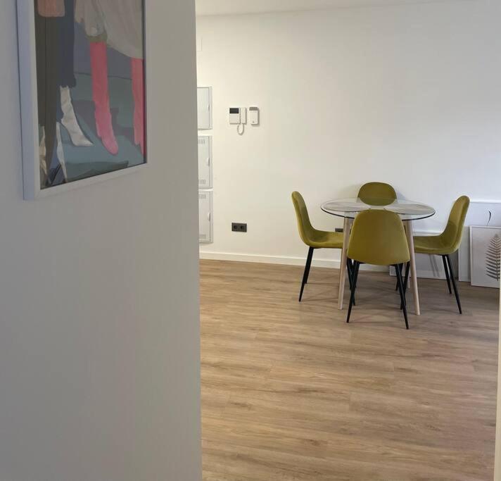 Apartmán Estrenalo A Minutos De Bcn Sant Feliu de Llobregat Exteriér fotografie